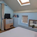 Ferme Les Taillades Дом отдыха *