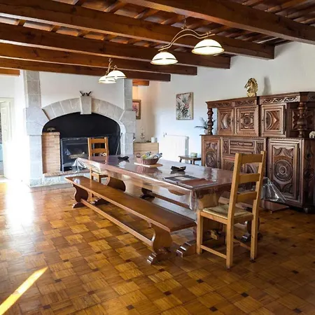 Ferme Les Taillades Semesterbostad Cambon-et-Salvergues